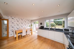 EXTENDED DINING KITCHEN- click for photo gallery